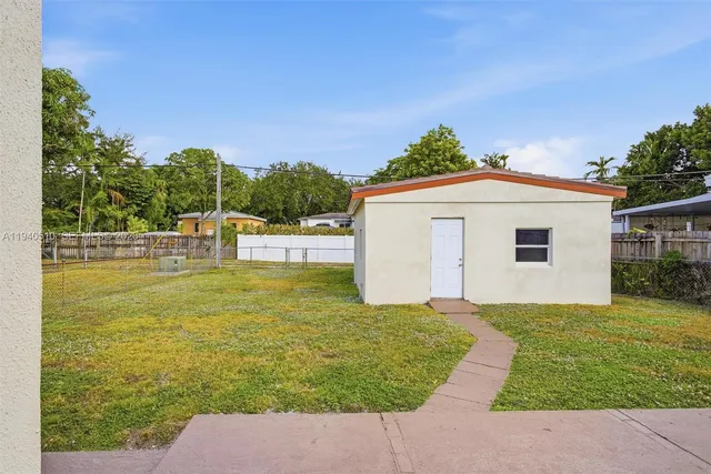 $714,900 | 461 Plover Avenue, Miami Springs, FL 33166