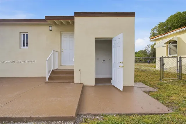 $714,900 | 461 Plover Avenue, Miami Springs, FL 33166