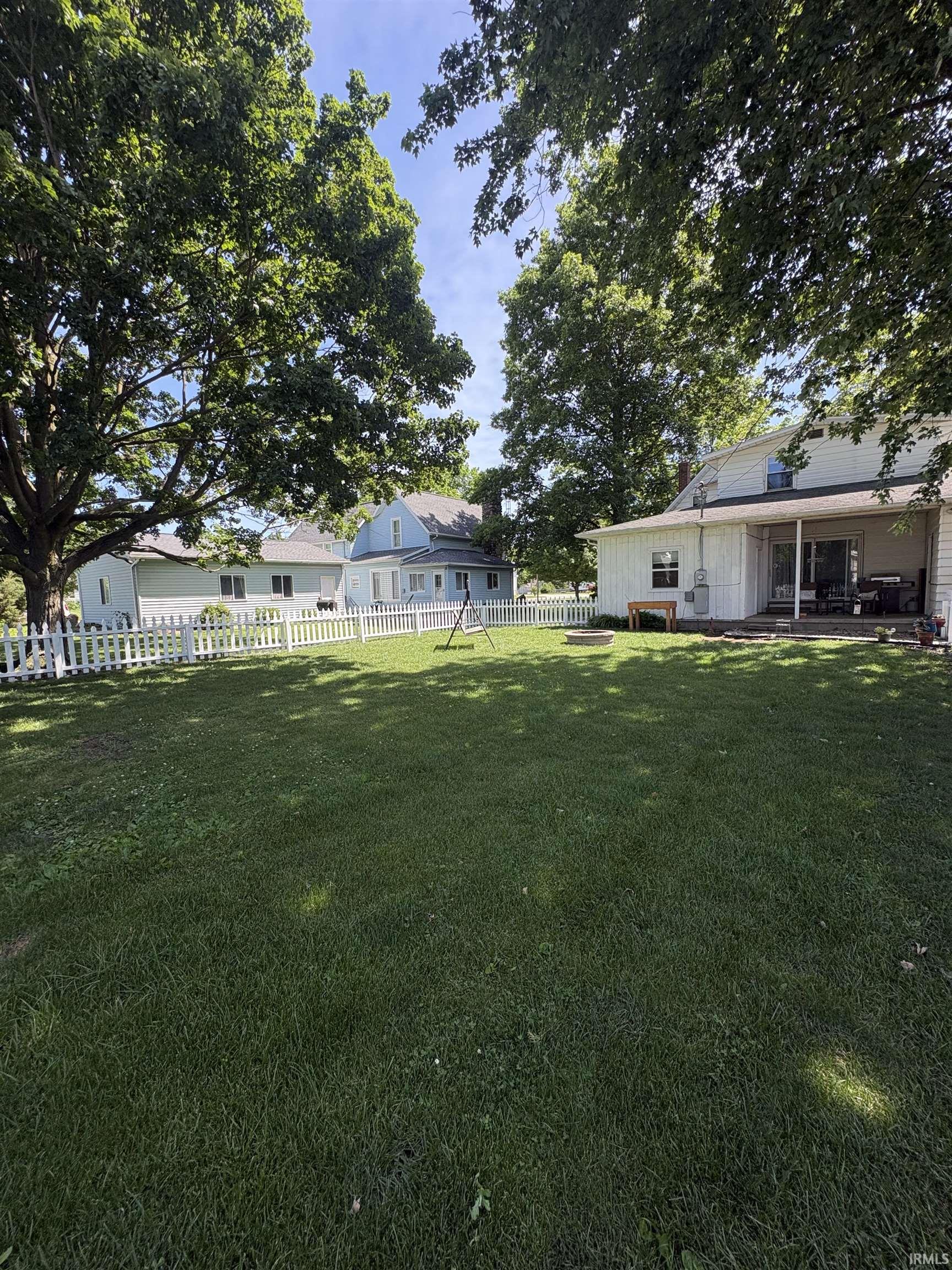 706 South Main Street Nappanee, IN 46550 - Photo 3 of 18