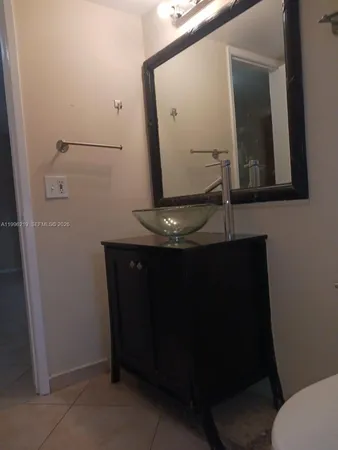 $1,800 | Gardens North Condominium, Pompano Beach, FL 33069
