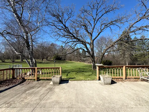 $375,000 | W300S2975 Snowdon Drive, Waukesha, WI 53189