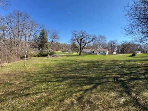 $375,000 | W300S2975 Snowdon Drive, Waukesha, WI 53189