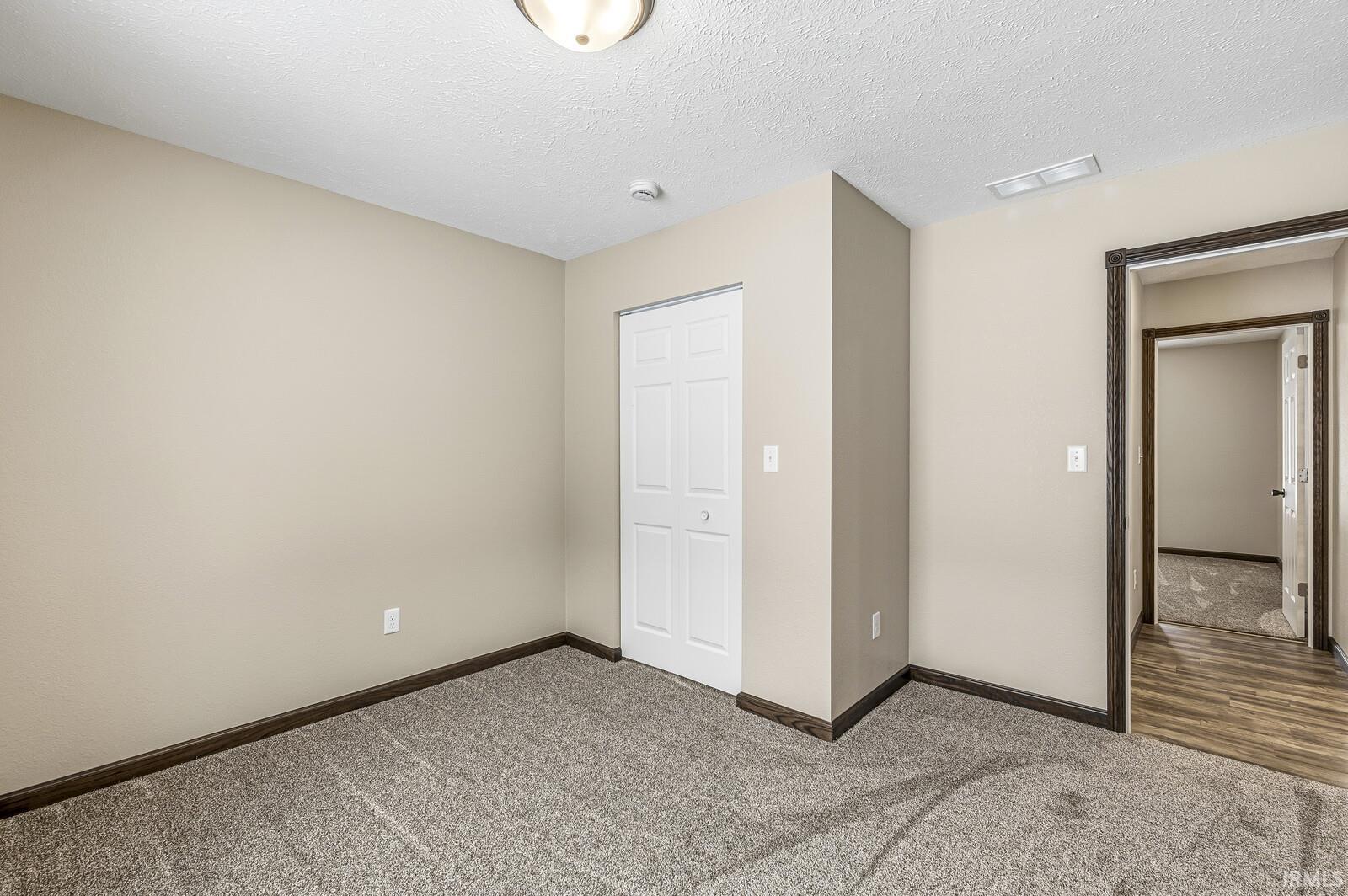 51628 Lakeland Road Elkhart, IN 46514 - Photo 21 of 32