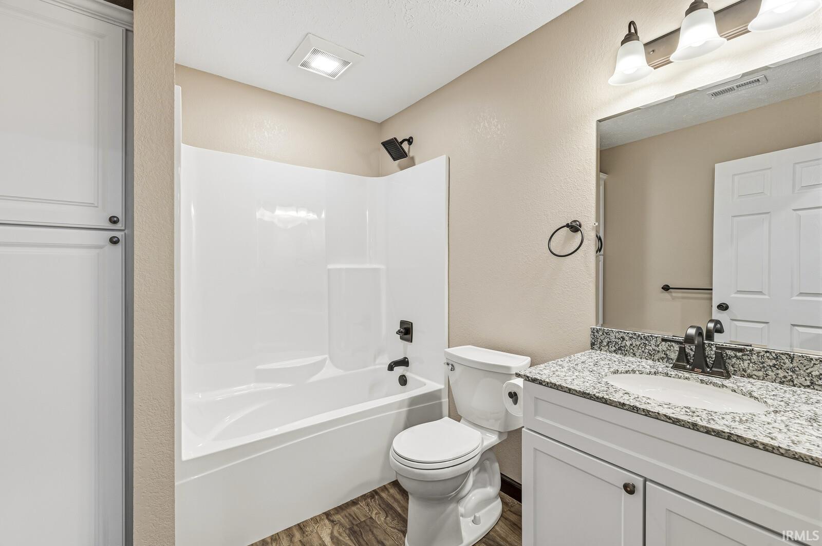 51628 Lakeland Road Elkhart, IN 46514 - Photo 22 of 32