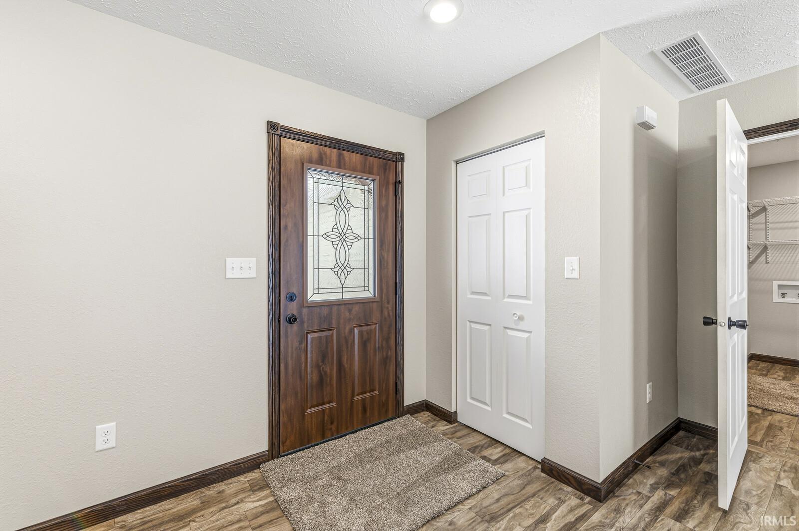 51628 Lakeland Road Elkhart, IN 46514 - Photo 24 of 32