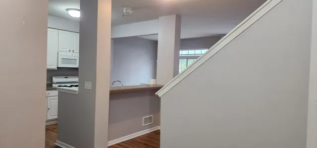 $2,300 | 3966 Evans Court, Yorkville, IL 60560