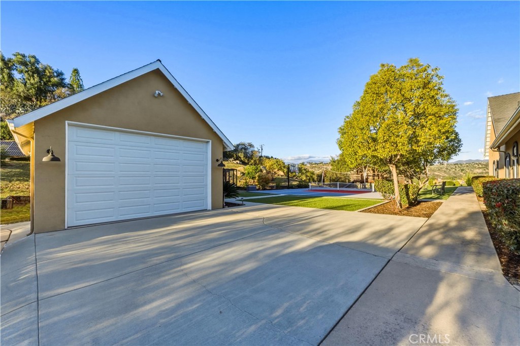14179 Woods Valley Road Valley Center, CA 92082 - Photo 45 of 60