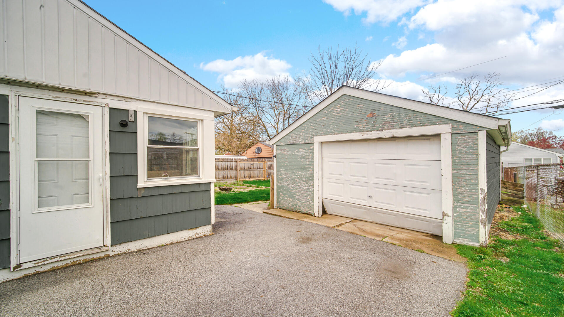 1006 West Old Ridge Road Hobart, IN 46342 - Photo 18 of 24 1919x1080
