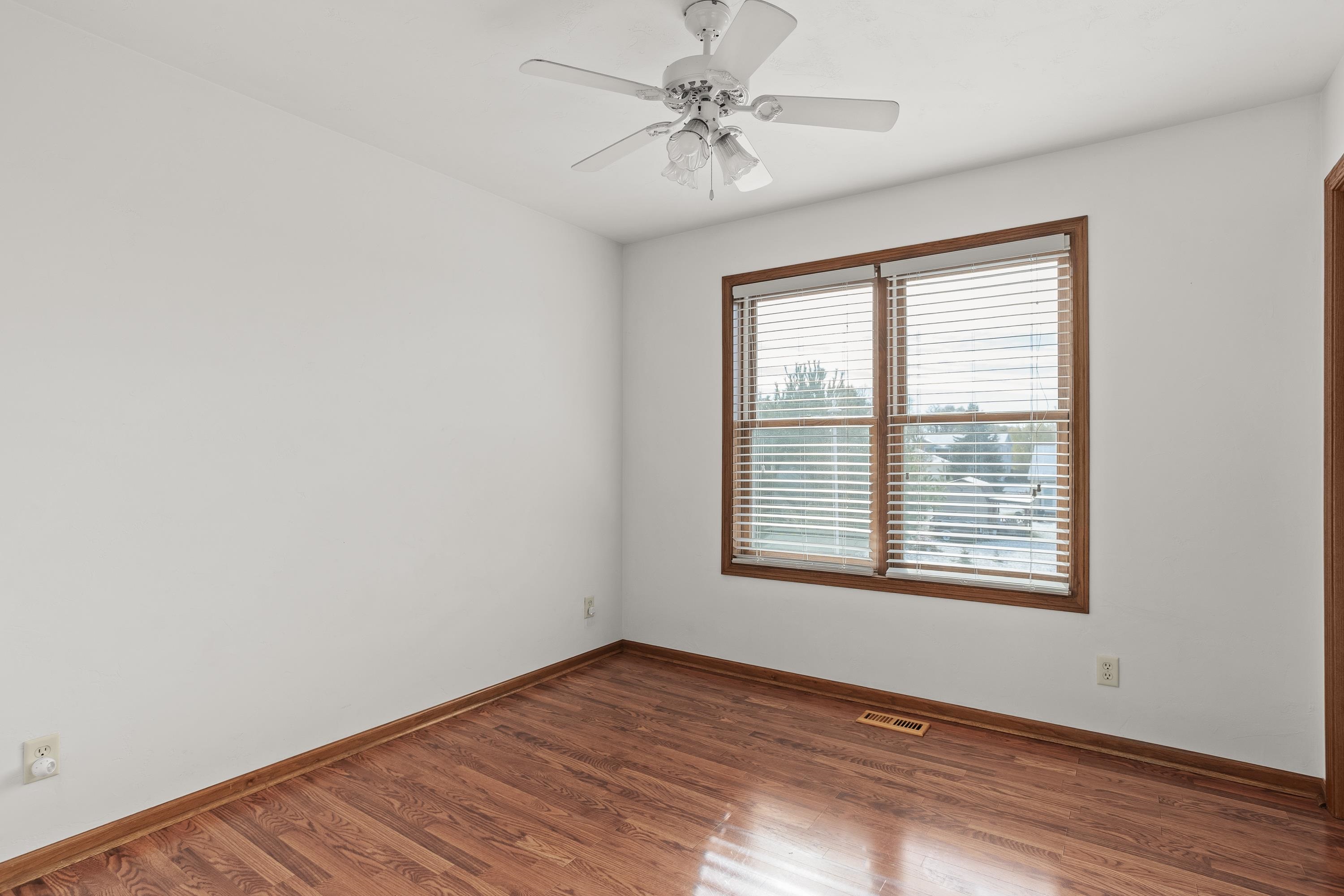 1261 Peninsula Lane Whitewater, WI 53190 - Photo 19 of 48