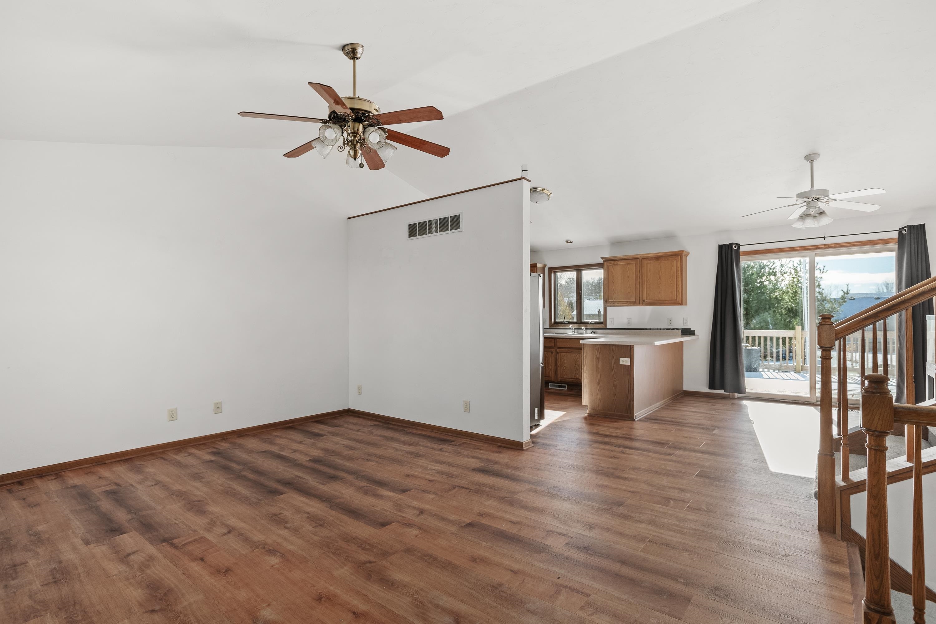 1261 Peninsula Lane Whitewater, WI 53190 - Photo 3 of 48