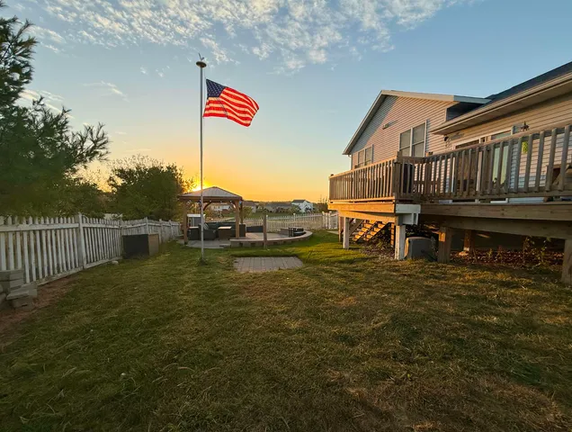 $374,900 | 1261 Peninsula Lane, Whitewater, WI 53190