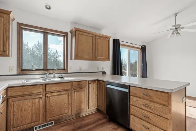 $374,900 | 1261 Peninsula Lane, Whitewater, WI 53190