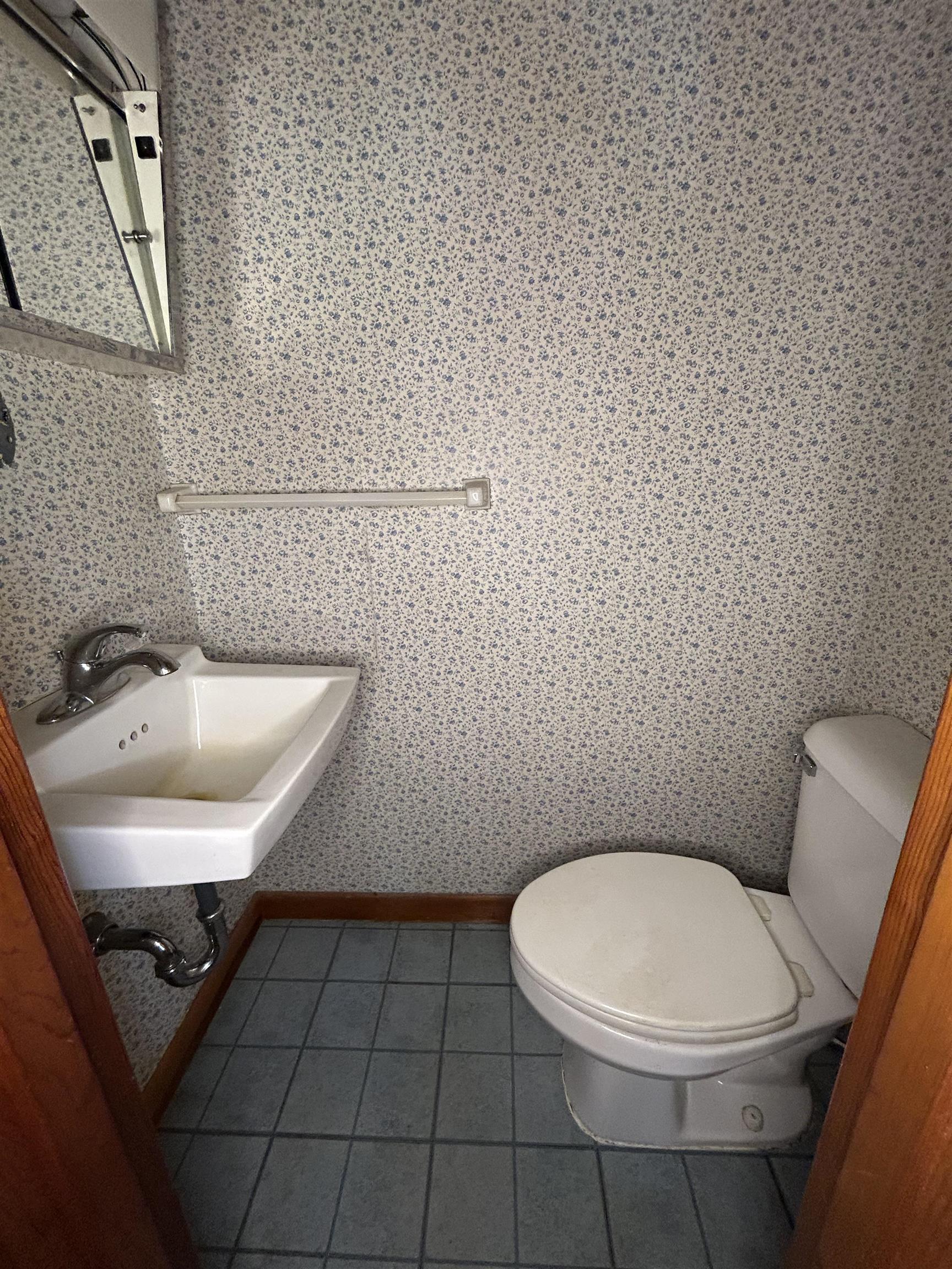 4 Jones Avenue Bow, NH 03304 - Photo 11 of 14