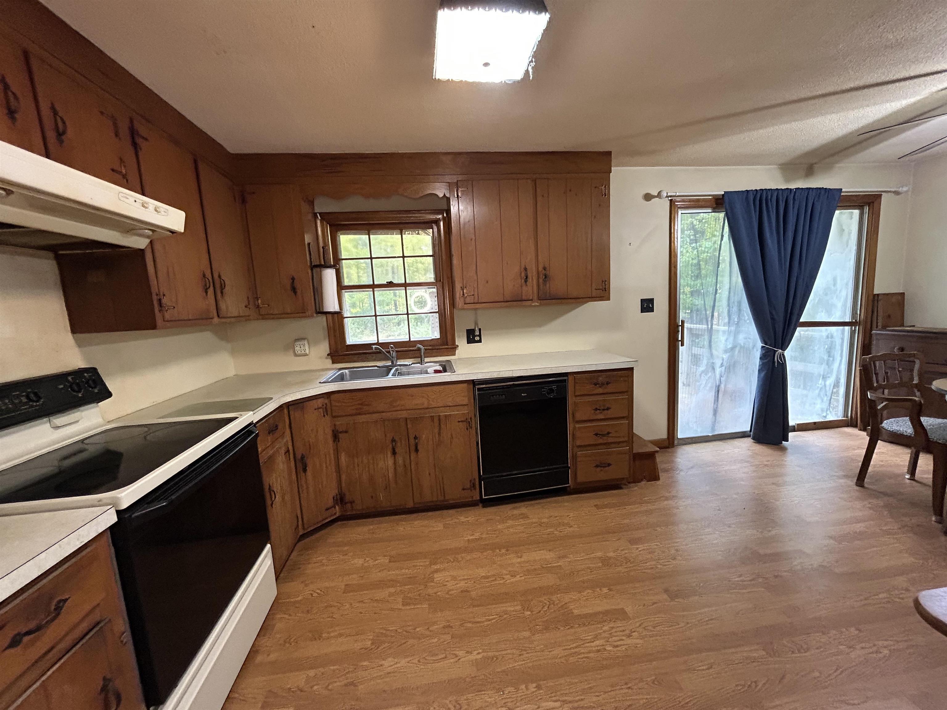 4 Jones Avenue Bow, NH 03304 - Photo 2 of 14