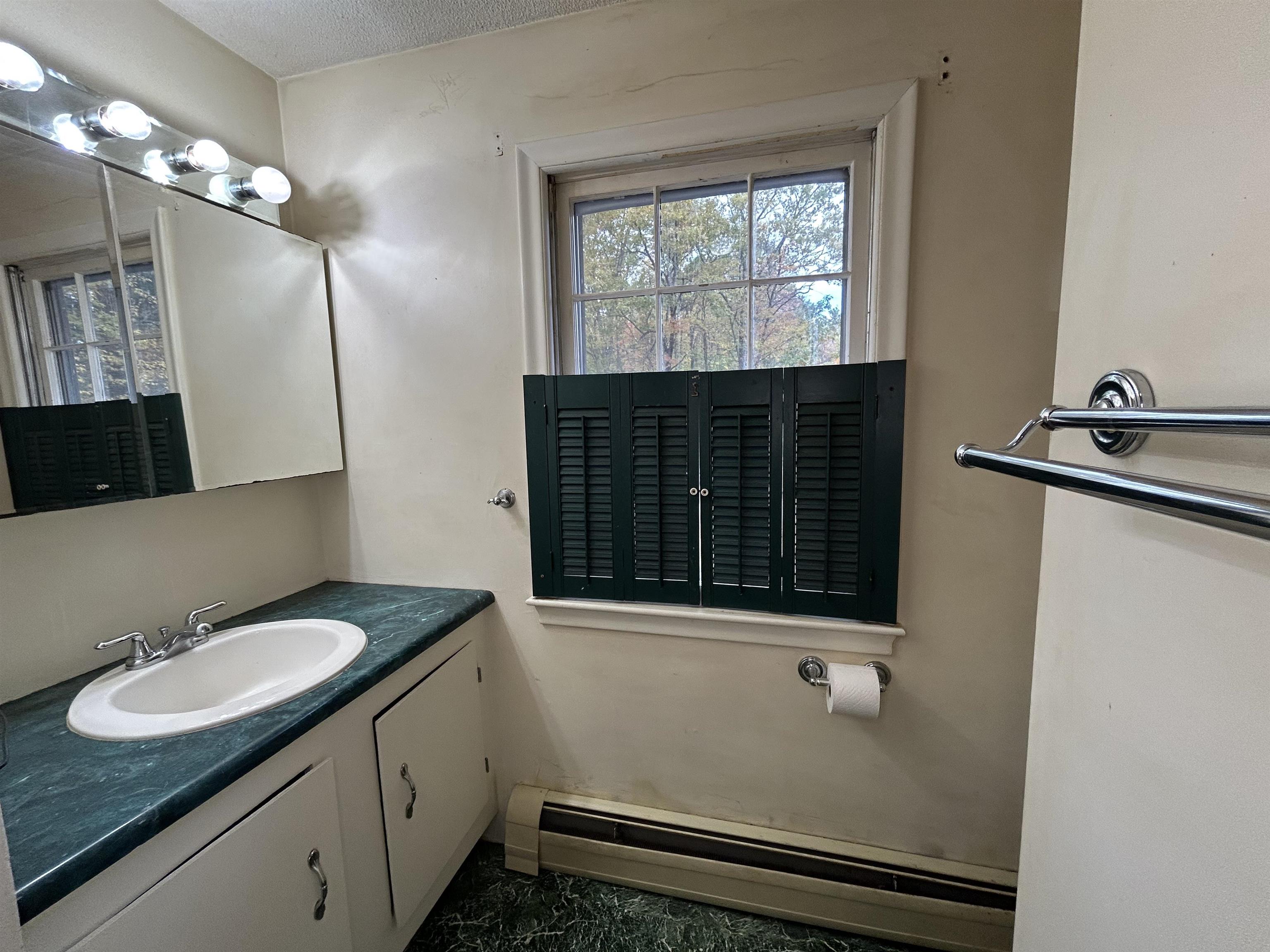 4 Jones Avenue Bow, NH 03304 - Photo 8 of 14