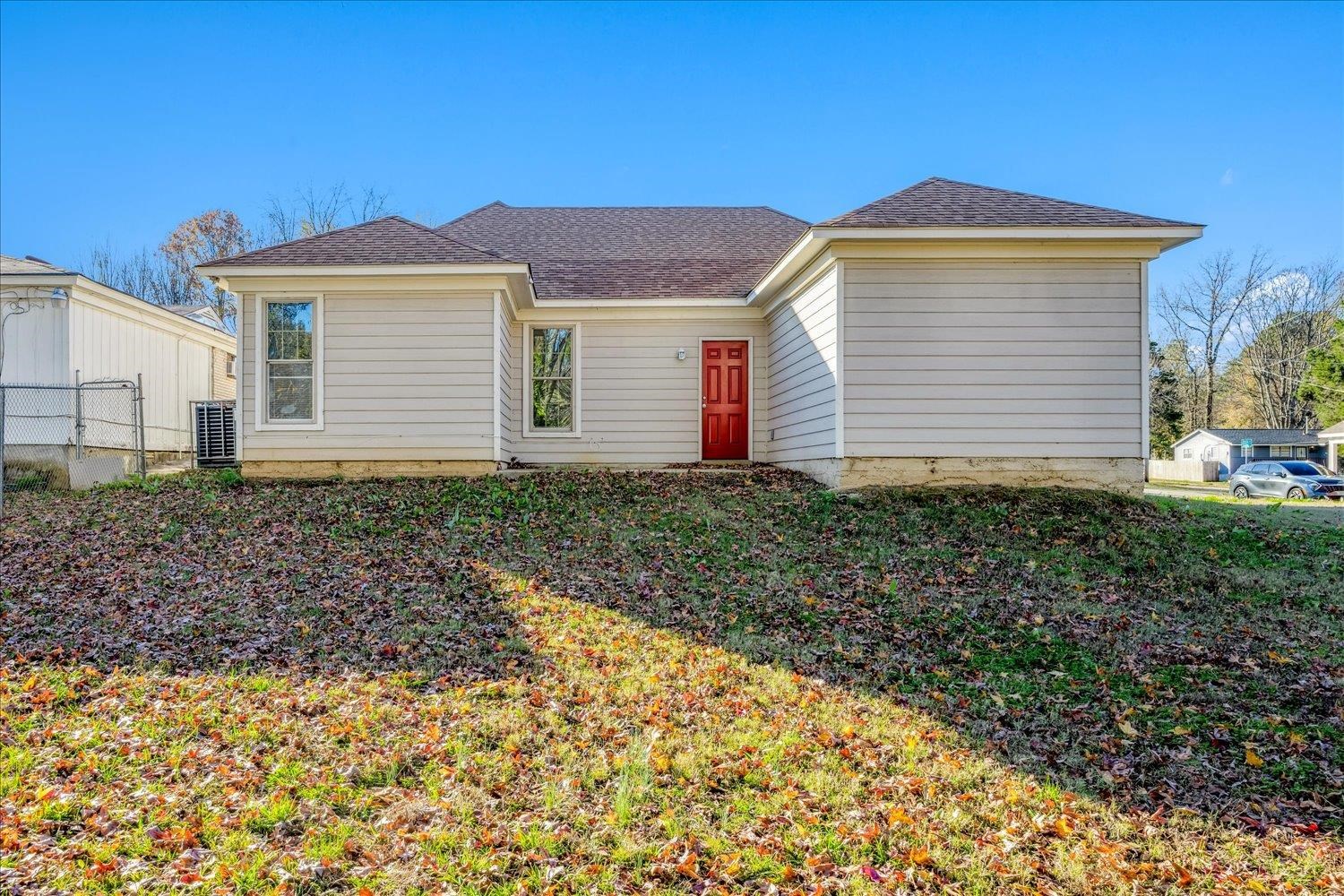 346 Delta Road Memphis, TN 38109 - Photo 21 of 23 a front view of a house with garden