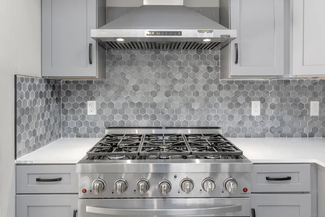 a close view of stove top oven