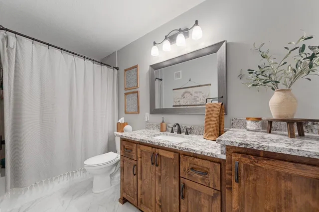 $290,000 | 300 Pine Street, Cannon Falls, MN 55009