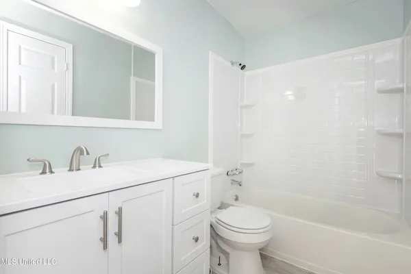 $900 | 8429 Highway 613, Unit 2, Moss Point, MS 39562