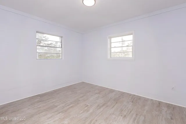 $950 | 8429 Highway 613, Unit 2, Moss Point, MS 39562