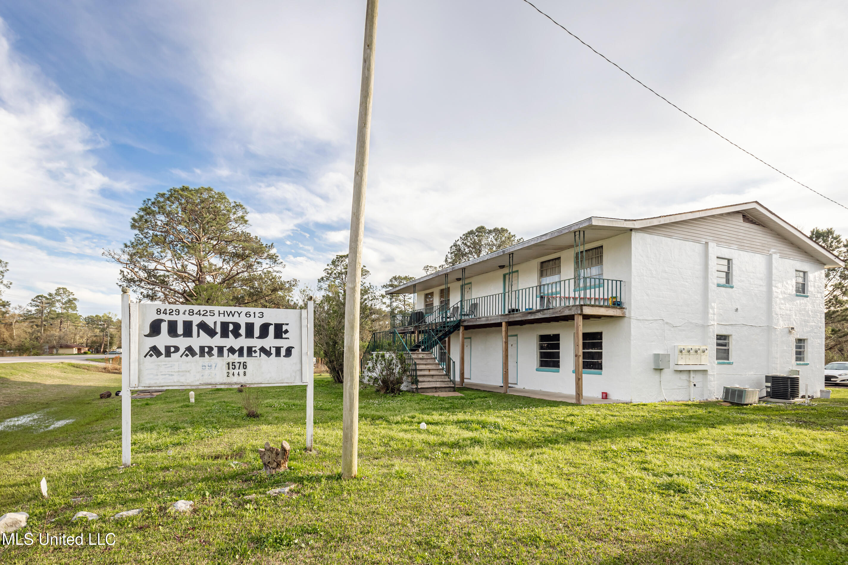 8429 Highway 613, Unit 2 Moss Point, MS 39562 - Photo 8 of 47 IMG_2250