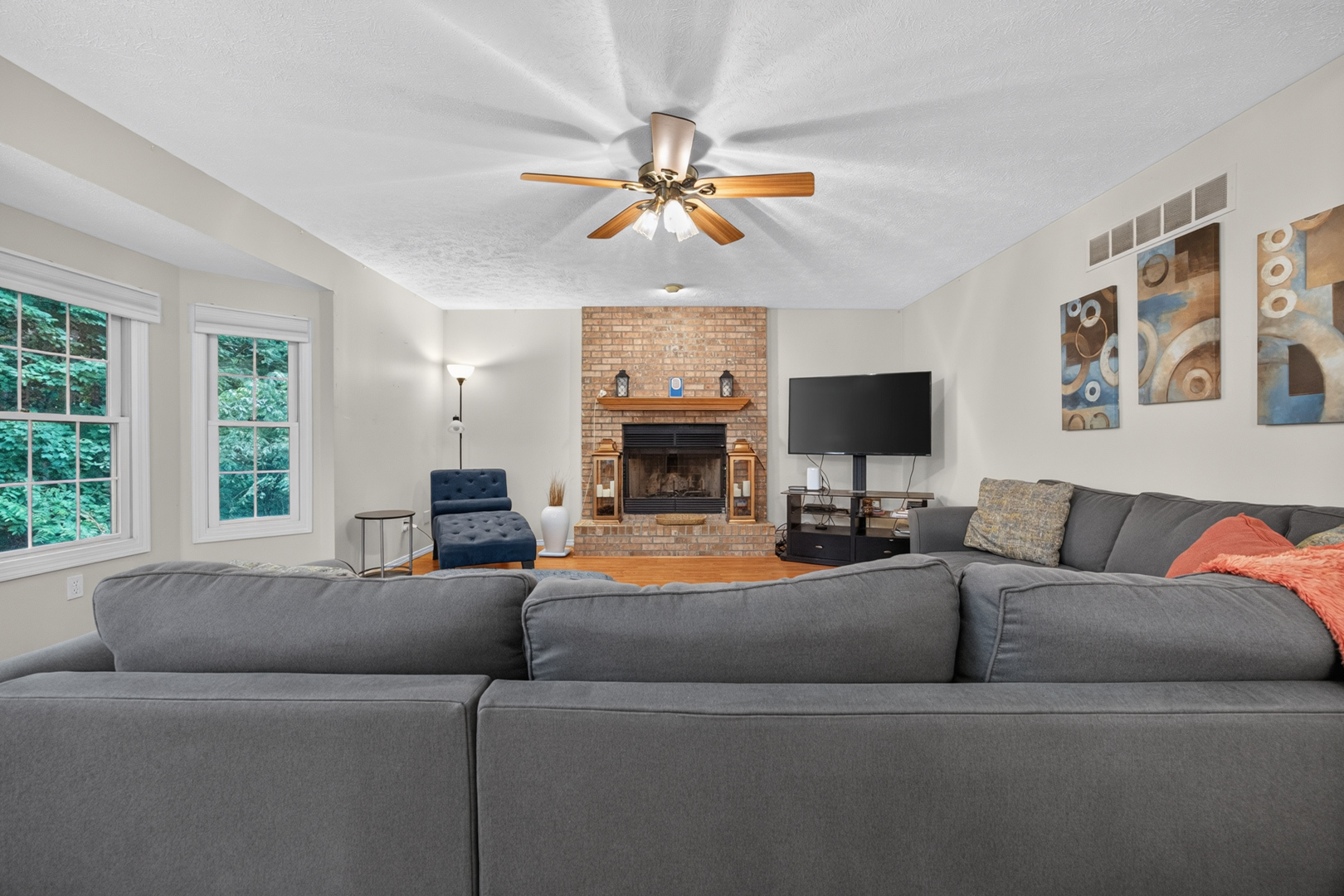 2 Scenic Point Bloomington, IL 61701 - Photo 14 of 56