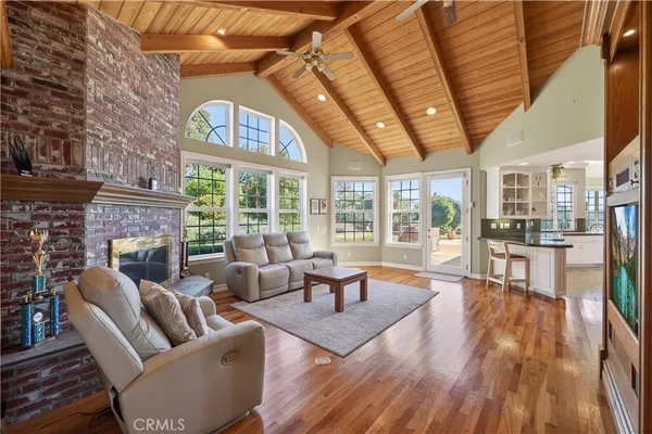 $1,749,000 | 2292 Dos Lomas, Fallbrook, CA 92028