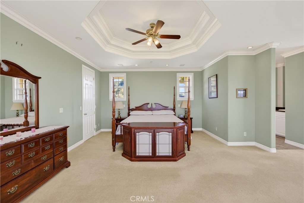2292 Dos Lomas Fallbrook, CA 92028 - Photo 21 of 53 Primary Room