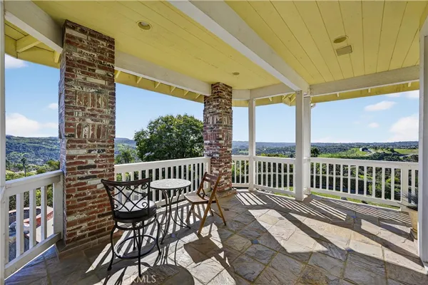 $1,749,000 | 2292 Dos Lomas, Fallbrook, CA 92028