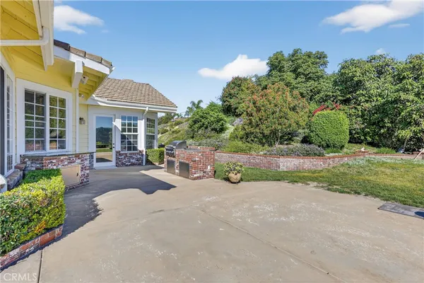 $1,749,000 | 2292 Dos Lomas, Fallbrook, CA 92028