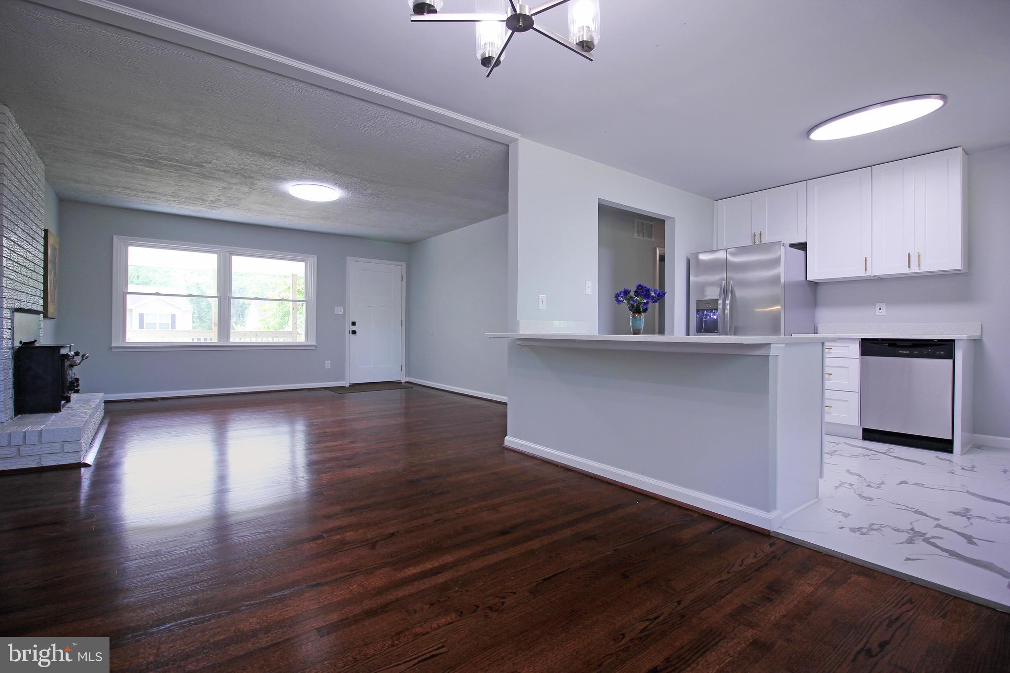 107 St Charles Road Baltimore, MD 21225 - Photo 8 of 19 Gallery Image 8