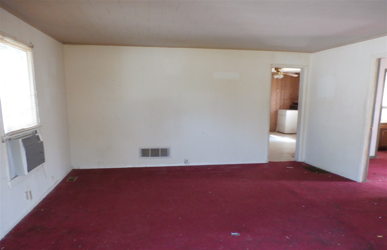 11942 East Ragsdale Road Ragsdale, IN 47573 - Photo 2 of 6