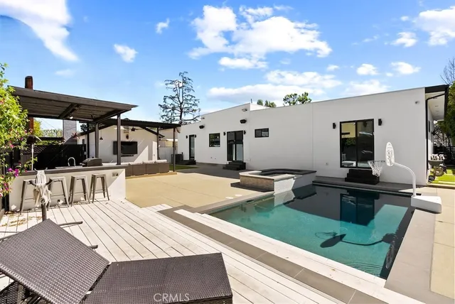 $11,000 | 23143 Leonora Drive, Woodland Hills, CA 91367