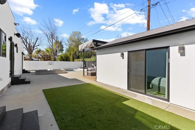 $11,000 | 23143 Leonora Drive, Woodland Hills, CA 91367