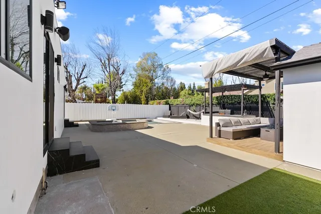 $11,000 | 23143 Leonora Drive, Woodland Hills, CA 91367