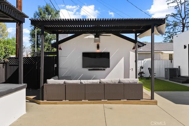 $11,000 | 23143 Leonora Drive, Woodland Hills, CA 91367