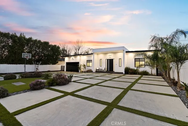 $11,000 | 23143 Leonora Drive, Woodland Hills, CA 91367