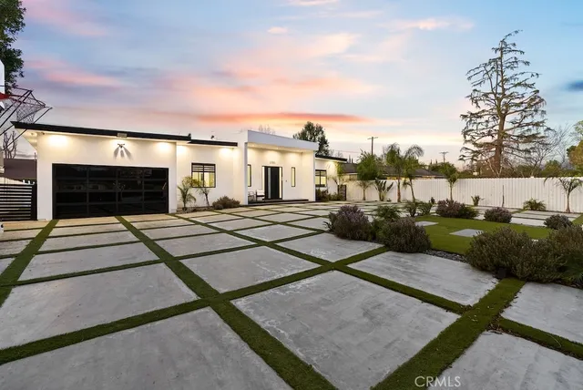 $11,000 | 23143 Leonora Drive, Woodland Hills, CA 91367