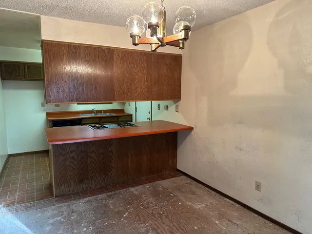 $499,000 | 11 Wurr Road, Loma Mar, CA 94021