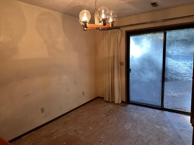 $499,000 | 11 Wurr Road, Loma Mar, CA 94021