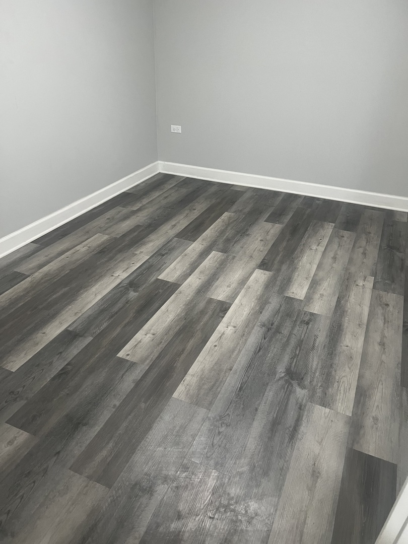 4740 South Prairie Avenue, Unit G Chicago, IL 60615 - Photo 9 of 9 a view of a room