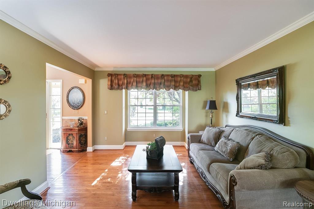 3532 Riverside Drive Canton, MI 48188 - Photo 16 of 37