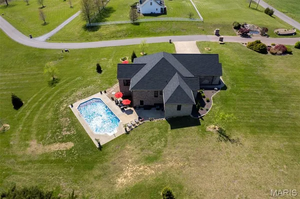 $698,000 | 145 Saddlebrooke Ridge, Jackson, MO 63755