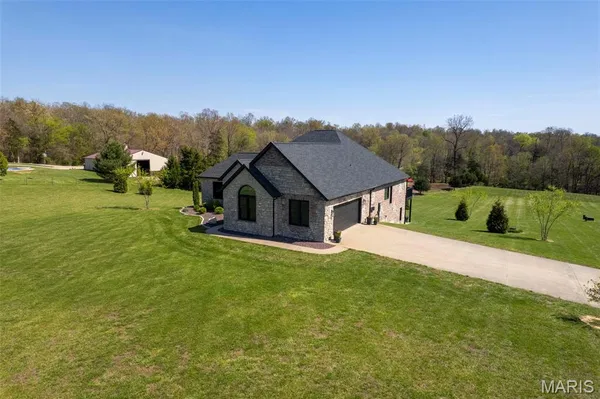 $698,000 | 145 Saddlebrooke Ridge, Jackson, MO 63755