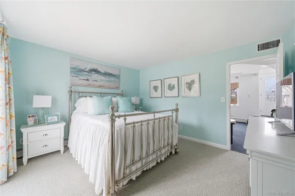 $959,000 | 233 Arthur Street, Freeport, NY 11520