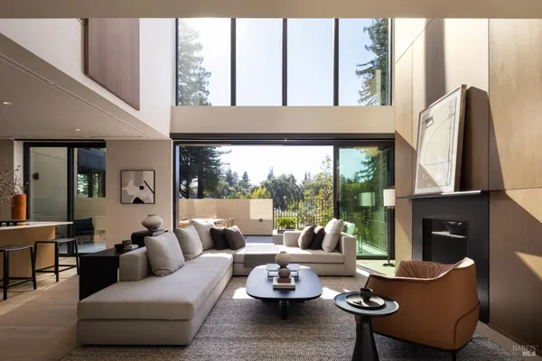 $4,495,000 | 171 Sawmill Circle, Unit 102, Healdsburg, CA 95448