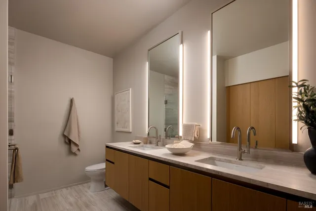 $4,495,000 | 171 Sawmill Circle, Unit 102, Healdsburg, CA 95448