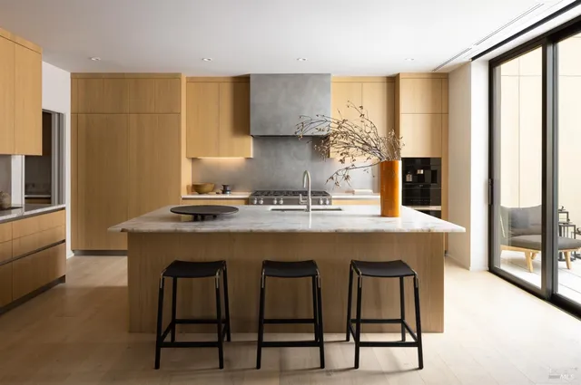 $4,495,000 | 171 Sawmill Circle, Unit 102, Healdsburg, CA 95448