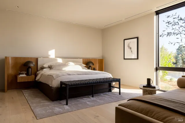 $4,495,000 | 171 Sawmill Circle, Unit 102, Healdsburg, CA 95448