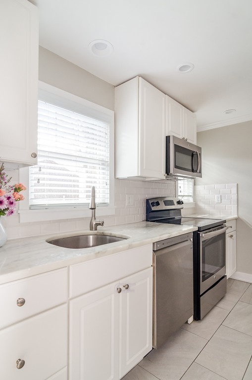 11 Oak Street, Unit 43 Wellesley, MA 02482 - Photo 6 of 12